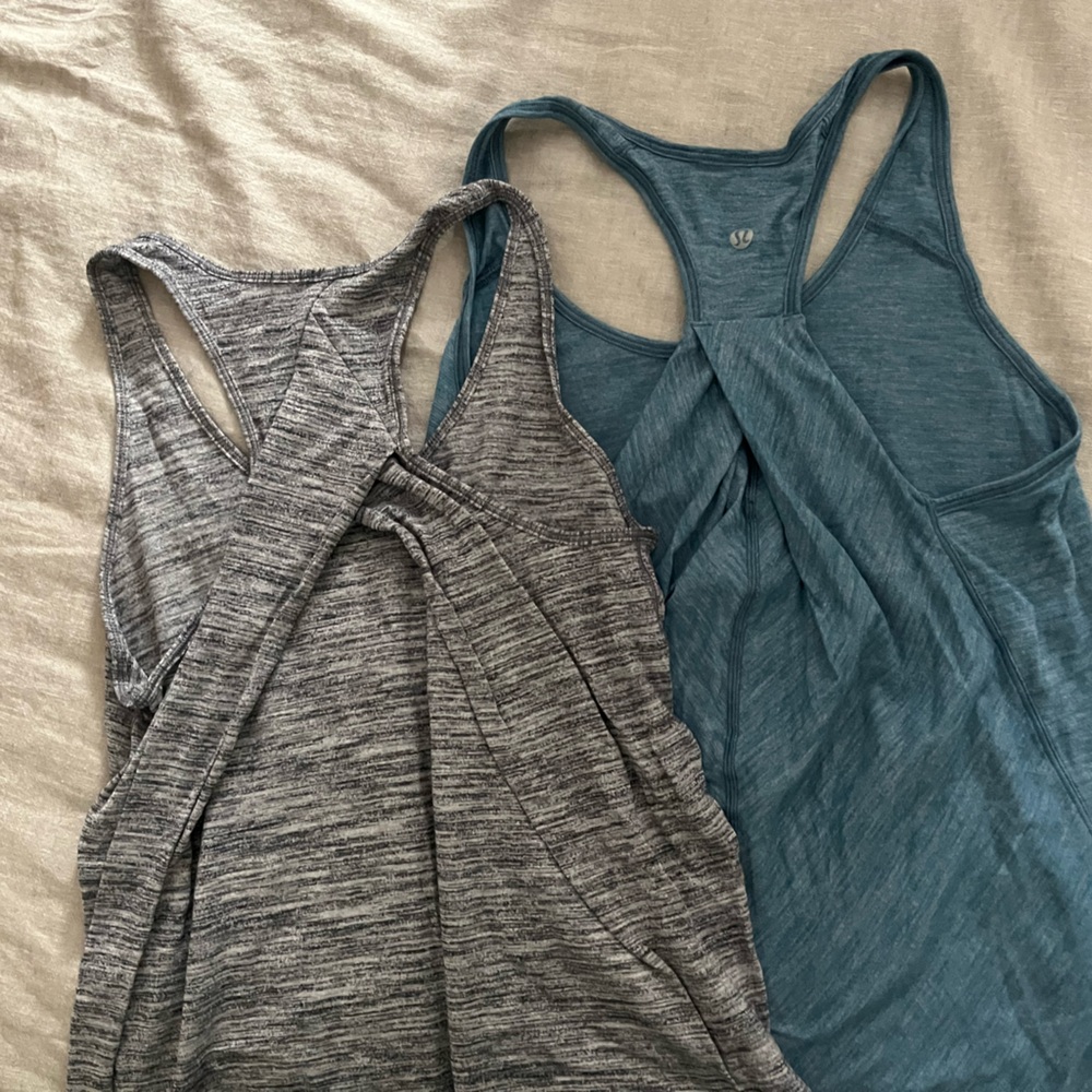 Lululemon workout tanks size 4 - Picture 2 of 2